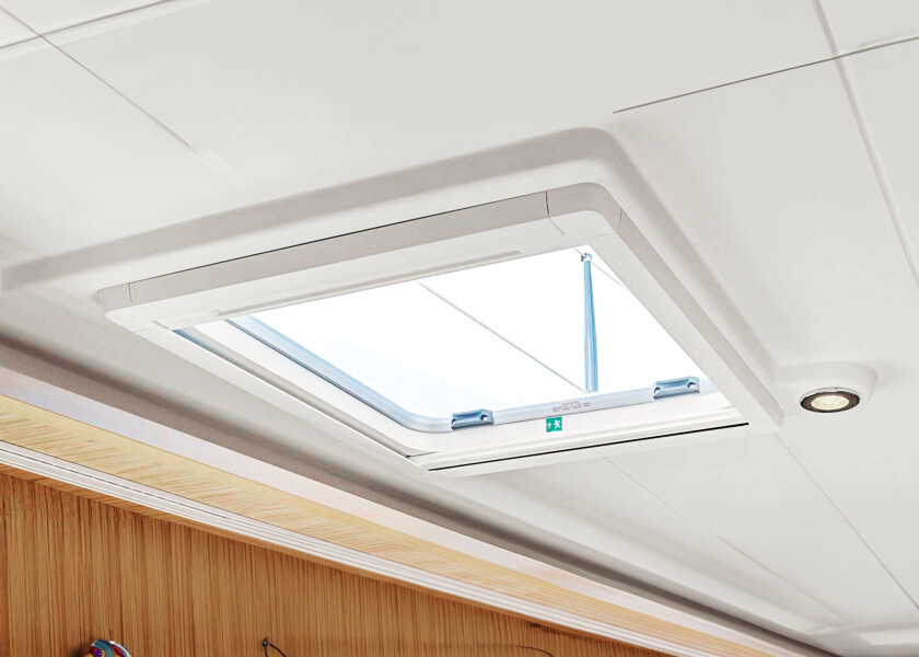 Купить OCEANAIR Blackout Blind SKYSCREEN ROLLER SURFACE 2 / 457 x 327 mm 30174-bvs 7ft.ru в интернет магазине Семь Футов