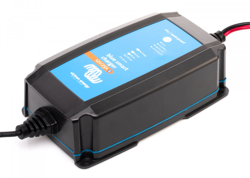 Купить VICTRON BPC122531064 Умное зарядное устройство синего цвета IP65 12 В / 25 А 7ft.ru в интернет магазине Семь Футов