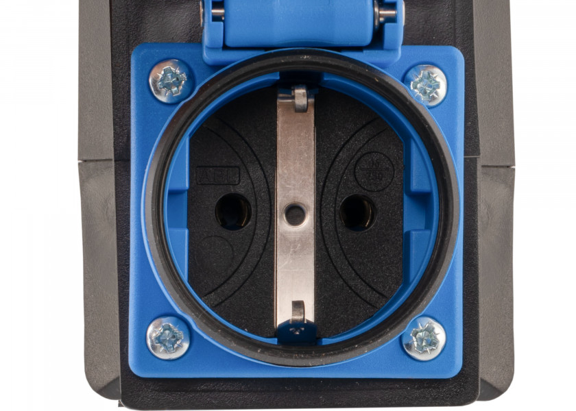 Купить CEE Male / SCHUKO female adapter, 2-pole + protective conductor 76470-bvs 7ft.ru в интернет магазине Семь Футов