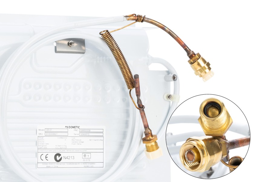 Купить Полная система охлаждения с L-образным испарителем Dometic CU-55 + VD-01 9105306621 7ft.ru в интернет магазине Семь Футов