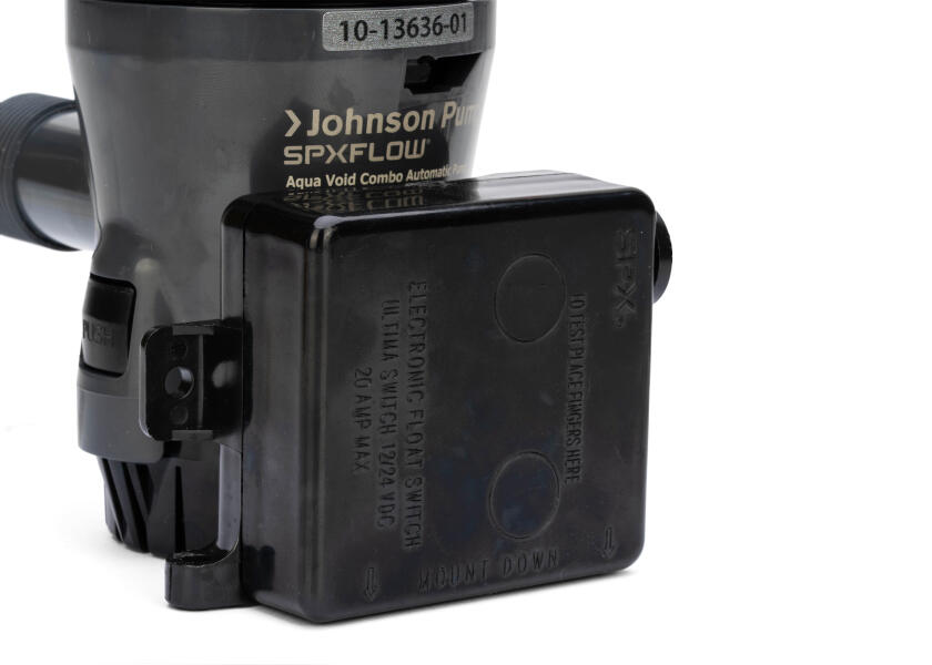 Купить Автоматический погружной трюмный насос Johnson Pump Aqua Void Automatic Ultima Combo 10-13635-01 500GPH 12В 2,7А 38л/мин под шланг Ø19мм корпус из АБС-пластика 7ft.ru в интернет магазине Семь Футов