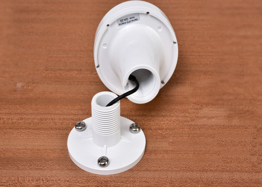 Купить AMEC GPSANTENNA-22 GPS-антенна GA-22 для АИС-транспондеров 7ft.ru в интернет магазине Семь Футов