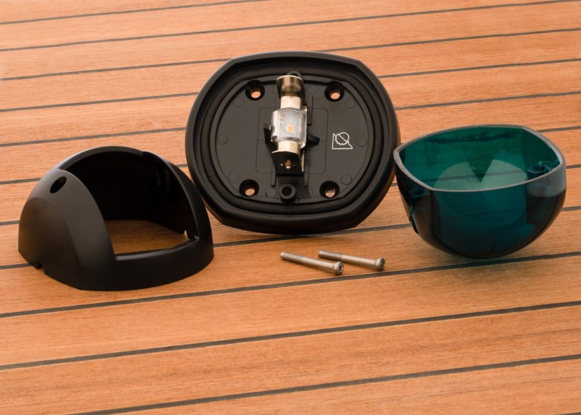 Купить COMPACT 12 LED Starboard Side Light / black 29319-bvs 7ft.ru в интернет магазине Семь Футов