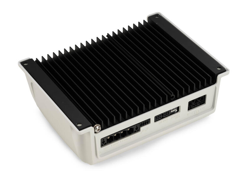 Купить CRISTEC YPOWER+ Battery Charger 12 V / 30 A / 3 charging outputs / fanless 32175-bvs 7ft.ru в интернет магазине Семь Футов