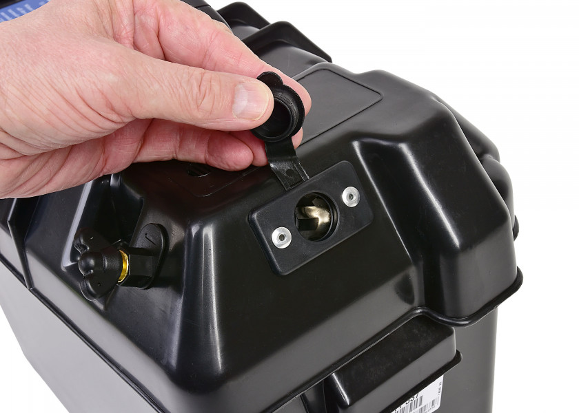 Купить Батарейный ящик / черный 22671-bvs 7ft.ru в интернет магазине Семь Футов