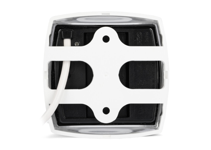 Купить HELLA MARINE 2LT017462011 Кормовой фонарь NaviLED PRO / белый / с сертификатом колесной маркировки 7ft.ru в интернет магазине Семь Футов