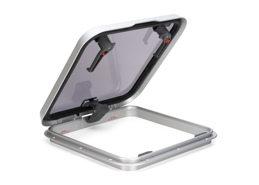 Купить Люк палубный водонепроницаемый Lewmar Ocean 39644070 509x509x43мм основание 25мм размер 44 7ft.ru в интернет магазине Семь Футов