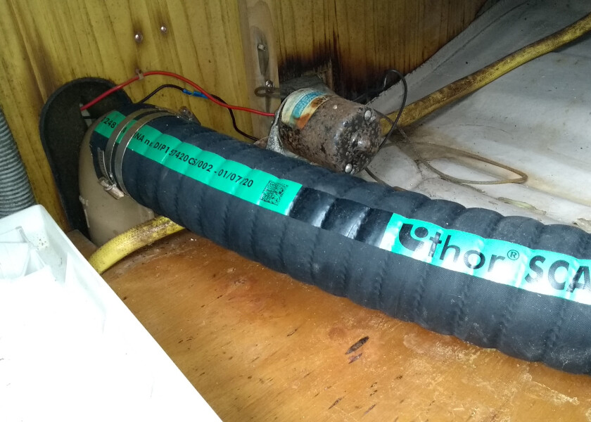 Купить Резиновый выхлопной шланг / Внутренний Ø: 76 мм 7ft.ru в интернет магазине Семь Футов