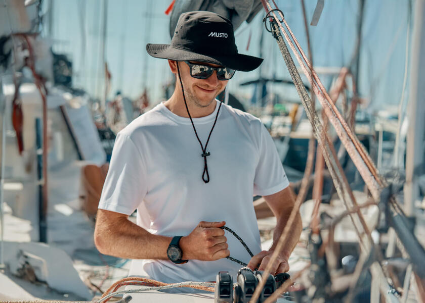 Купить MUSTO Fast Dry Brimmed Hat / black 48269-bvs 7ft.ru в интернет магазине Семь Футов