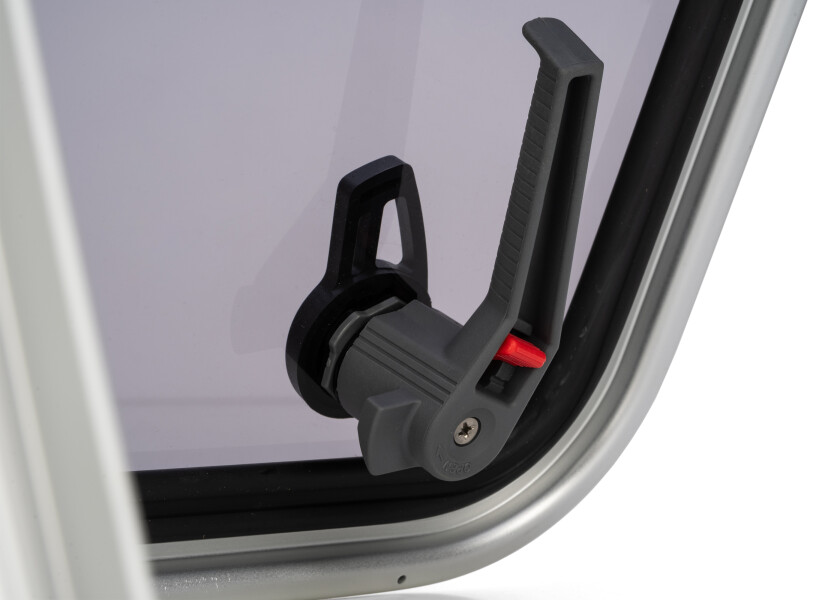 Купить Люк палубный Lewmar Medium Profile 39940020 492 x 492 мм размер 40 7ft.ru в интернет магазине Семь Футов