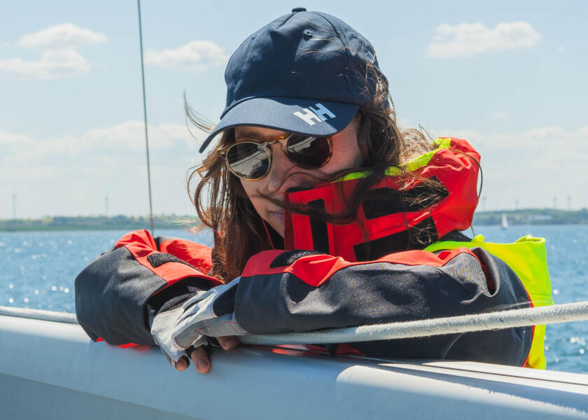 Купить HELLY HANSEN 67517_597 Кепка экипажа 2.0 / темно-синяя 48185-bvs 7ft.ru в интернет магазине Семь Футов