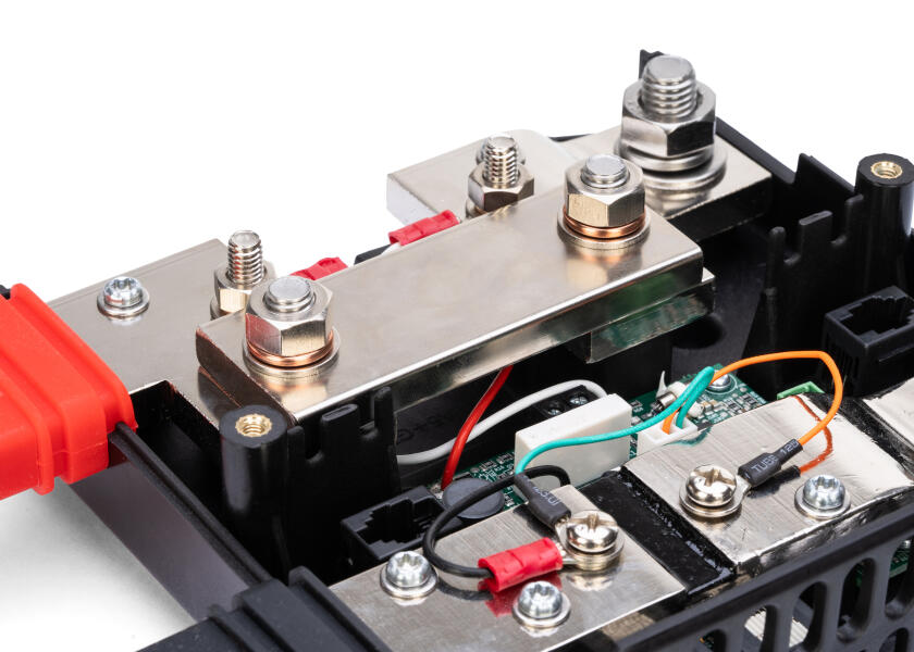 Купить VICTRON LYN040102100 Рысь Шунт VE.Can / M8 7ft.ru в интернет магазине Семь Футов