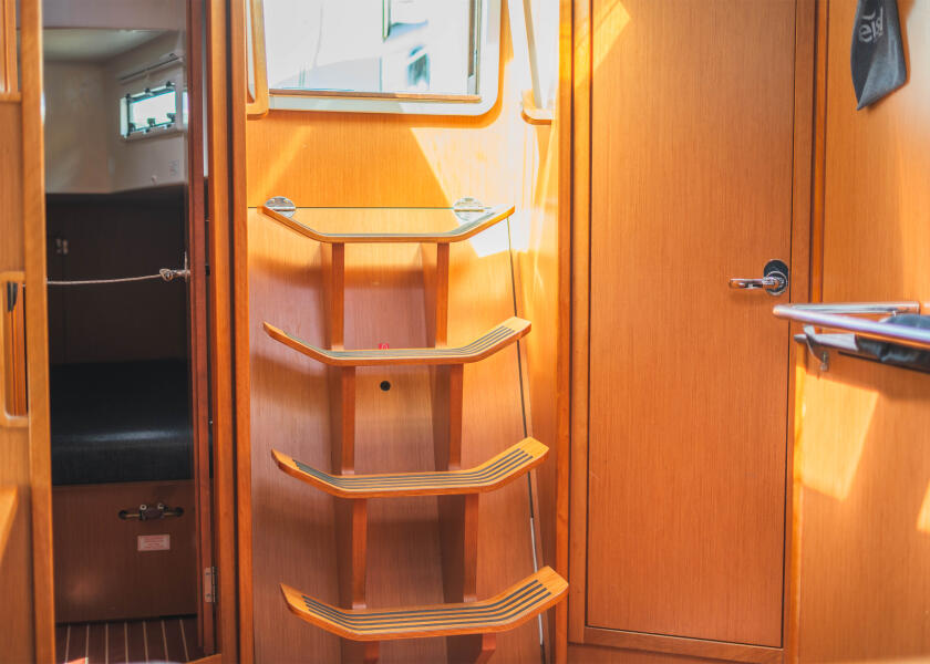 Купить BAVARIA 312017_BE Ступенька для лестницы в виде парусника, образ Bosse 7ft.ru в интернет магазине Семь Футов