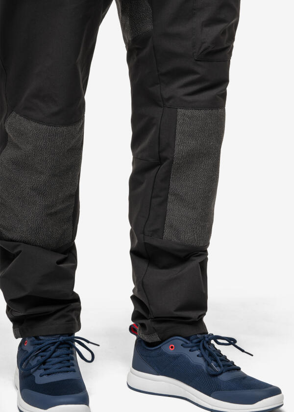 Купить MUSTO 82420_990-38R Мужские брюки-стретч Evolution Performance / черный / Размер одежды: 38 7ft.ru в интернет магазине Семь Футов