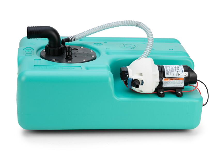 Купить CAN PLASTIC 01.2941 Резервуар для питьевой воды / 45 л / 650 x 390 x 200 мм / с насосом 11 л/мин / 12 В 31277-bvs 7ft.ru в интернет магазине Семь Футов