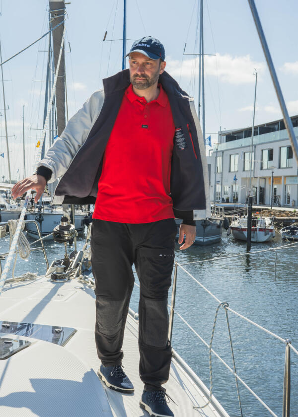 Купить MUSTO 82420_990-38R Мужские брюки-стретч Evolution Performance / черный / Размер одежды: 38 7ft.ru в интернет магазине Семь Футов