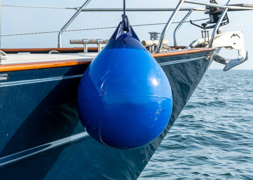 Купить POLYFORM U.S. A-Series Ball Fender / blue 62781-bvs 7ft.ru в интернет магазине Семь Футов