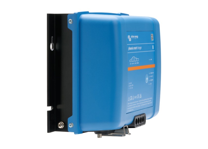 Купить VICTRON PSC241653085 Зарядное устройство PHOENIX SMART IP43 24В/16А/3 выхода 7ft.ru в интернет магазине Семь Футов