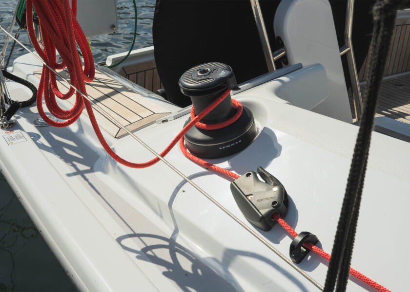 Купить Стопор фаловый одинарный Spinlock XAS0612\1 для тросов Ø6-12мм 575кг 134х40х69мм для яхт 8-10м 7ft.ru в интернет магазине Семь Футов