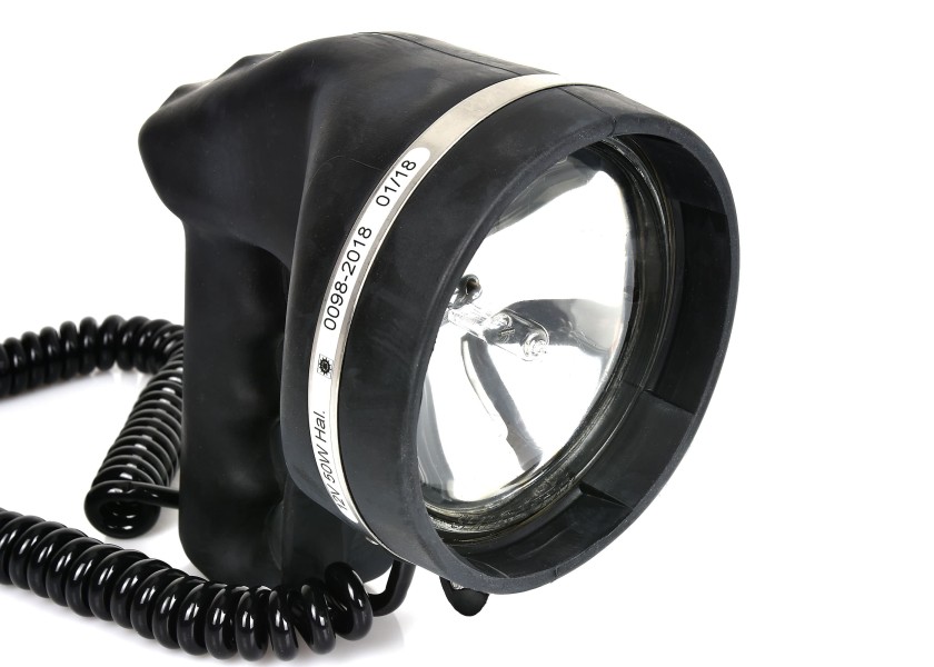Купить AQUA SIGNAL BREMEN Portable Search Light / 12 V / 50 W 22451-bvs 7ft.ru в интернет магазине Семь Футов