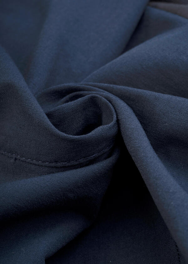 Купить HELLY HANSEN Шорты HP Racing Deck 2.0 мужчины / темно-синие / Размер одежды: 34 7ft.ru в интернет магазине Семь Футов