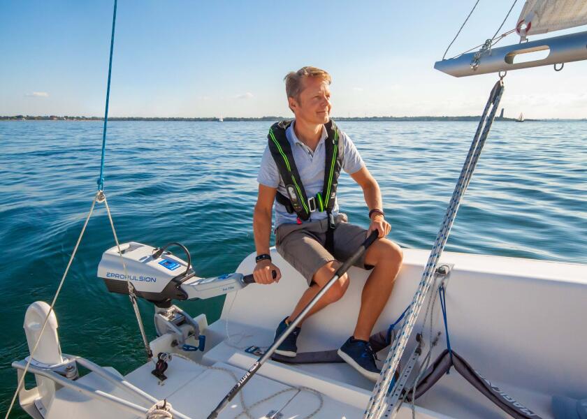 Купить EPROPULSION SPIRIT 1.0 EVO S Electric Outboard Motor / tiller / short shaft / with energy recovery + bag set 33795-bvs 7ft.ru в интернет магазине Семь Футов