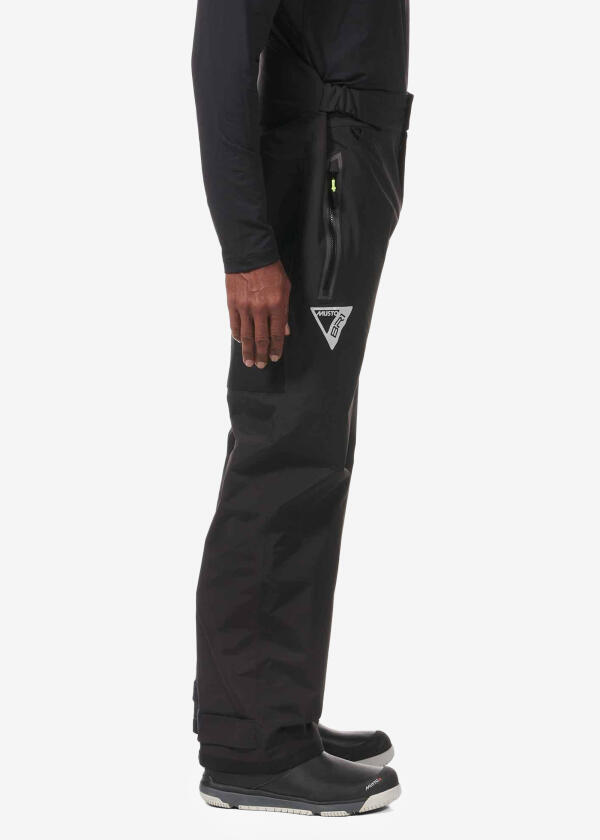 Купить MUSTO 82402_990-M BR1 Solent Брюки с высокой спинкой Мужской / черный / Размер одежды: М 7ft.ru в интернет магазине Семь Футов