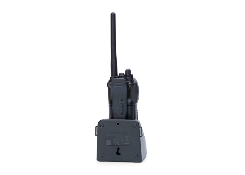 Купить ICOM IC-M73EUROPLUS#77 Портативная морская радиостанция IC-M73 EURO PLUS 88022-bvs 7ft.ru в интернет магазине Семь Футов