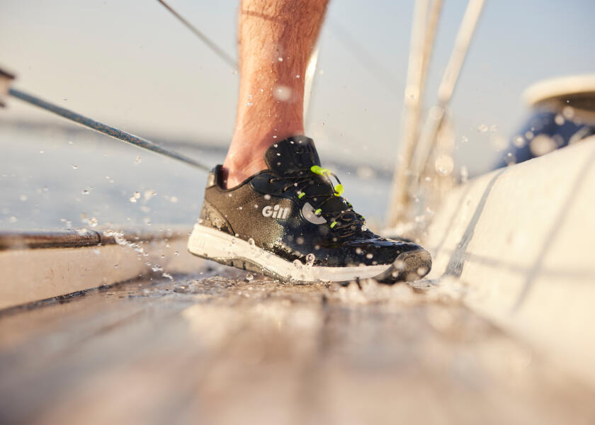 Купить GILL VERSO RACE TRAINER / black 483009-bvs 7ft.ru в интернет магазине Семь Футов