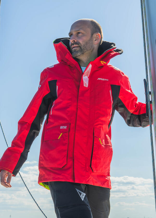 Купить MUSTO 82084_169-L Мужская куртка BR2 Offshore 2.0 / красный / Размер одежды: L 7ft.ru в интернет магазине Семь Футов