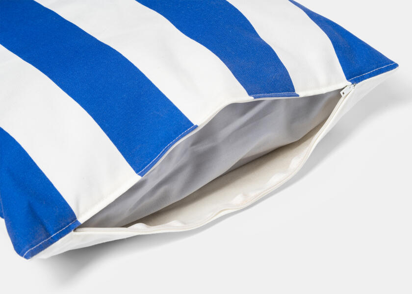 Купить Kapok Decorative Cushion / royal blue / wide stripes 57394-bvs 7ft.ru в интернет магазине Семь Футов