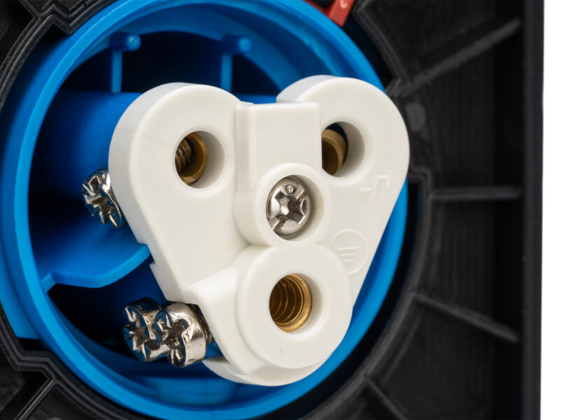 Купить Настенная розетка для караванов CEE 76441-bvs 7ft.ru в интернет магазине Семь Футов