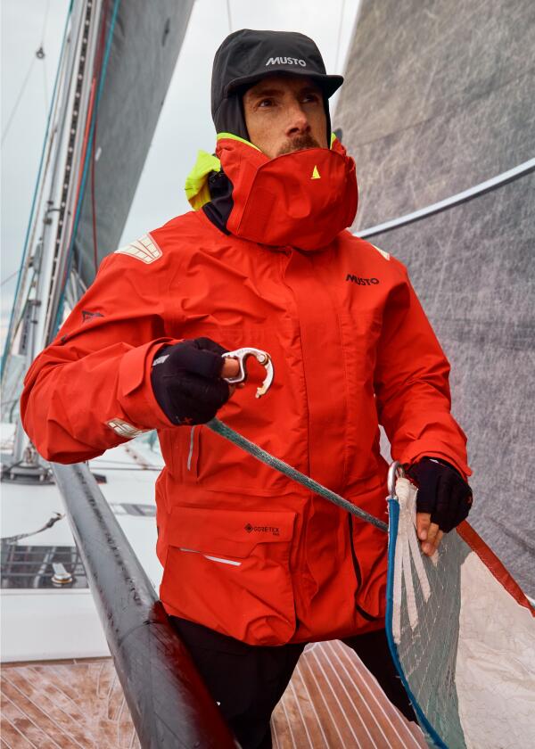 Купить MUSTO 82307_169-M Мужская куртка MPX GORE-TEX Pro Offshore 2.0 / красная / Размер одежды: М 7ft.ru в интернет магазине Семь Футов