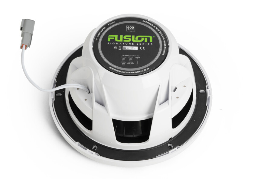 Купить Garmin 010-02774-00 Fusion Signature Series 3i Классические морские сабвуферы Белая White 600W  7ft.ru в интернет магазине Семь Футов