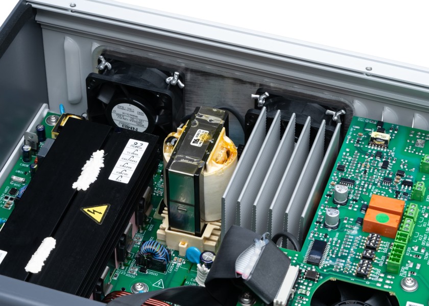 Купить CRISTEC HPO24-60 Зарядное устройство HPOWER 24 В / 60 А / 3 зарядных выхода 29640-bvs 7ft.ru в интернет магазине Семь Футов