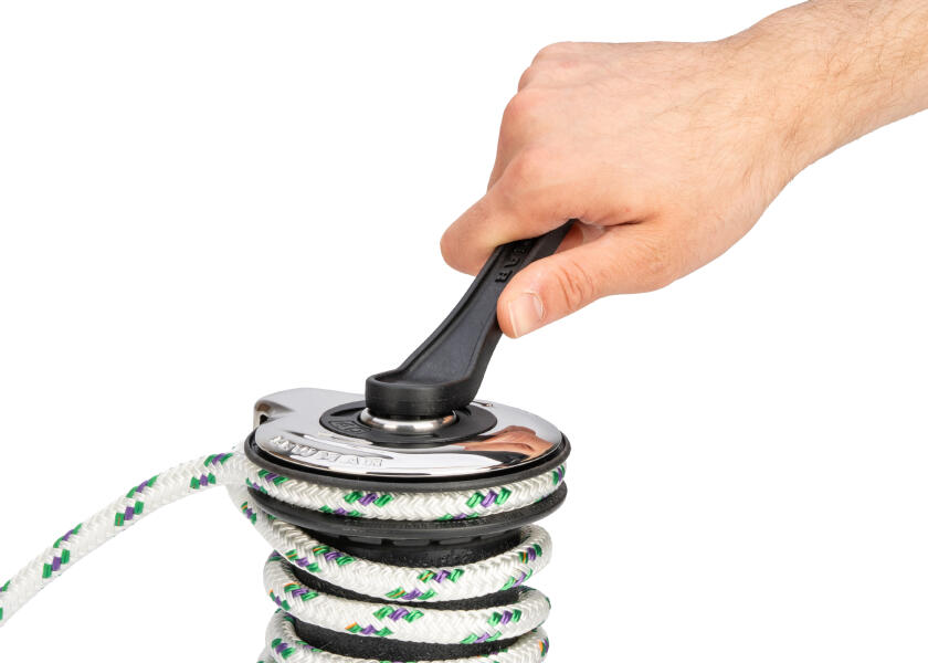 Купить LEWMAR 66000799 Ручка для VX1/2/3 и VX1L / 230 мм / пластик 7ft.ru в интернет магазине Семь Футов