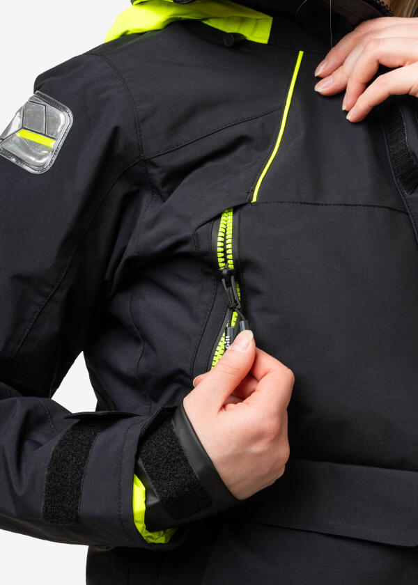 Купить GILL OS26JW-BLK01-18 Женская куртка OS2 Offshore / черный / Размер одежды: 44 7ft.ru в интернет магазине Семь Футов