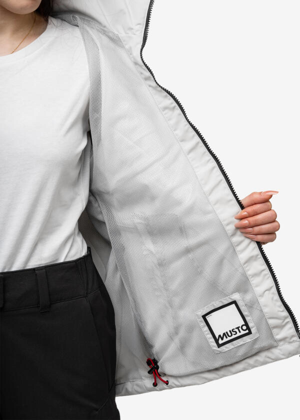 Купить MUSTO 82619_813-10 Женская куртка SARDINIA BR1 / платиновый / Размер одежды: 38 7ft.ru в интернет магазине Семь Футов