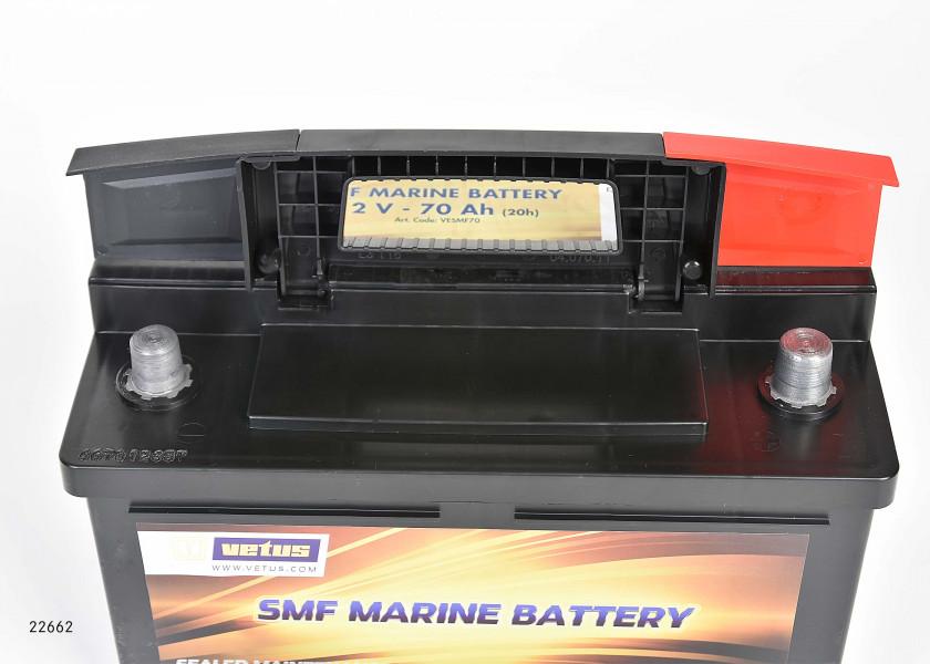 Купить Необслуживаемый судовой аккумулятор Vetus VESMF60 12В 60Ач 242x175x175мм тип SMF 7ft.ru в интернет магазине Семь Футов