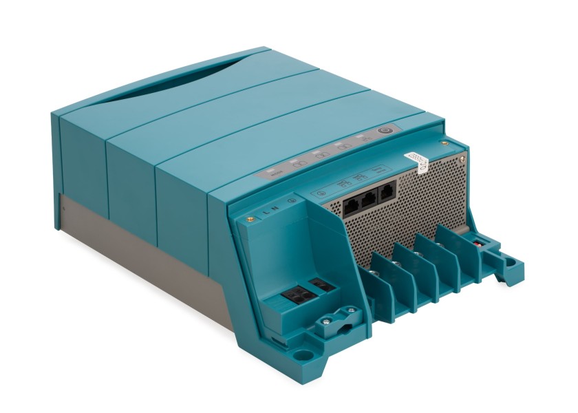 Купить Зарядное устройство Mastervolt ChargeMaster Plus 12/35-3 44310355 12В 35А 291х210х105мм IP23 для АКБ 140-350Ач 7ft.ru в интернет магазине Семь Футов