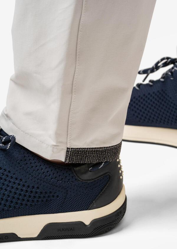 Купить MUSTO 82420_813-38R Мужские брюки-стретч Evolution Performance / платиновый / Размер одежды: 38 7ft.ru в интернет магазине Семь Футов