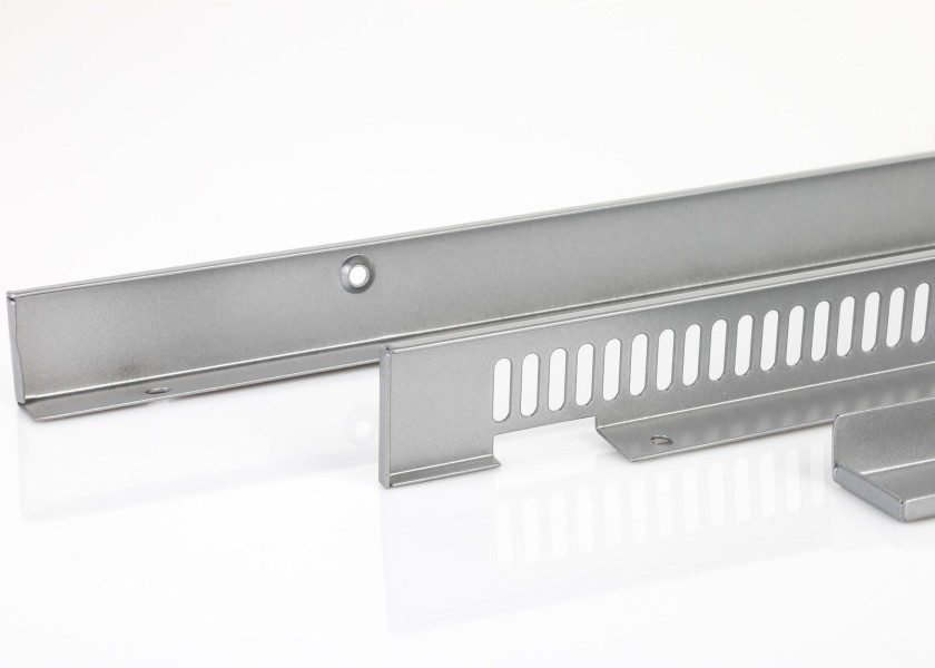 Купить Монтажная рамка трёхсторонняя Indel Webasto Marine SGB00146AA серебристый стандартная для холодильников Isotherm серии Elegance 85л 7ft.ru в интернет магазине Семь Футов