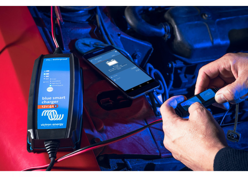 Купить VICTRON BPC121031064R Умное зарядное устройство синего цвета IP65 12 В / 10 А 7ft.ru в интернет магазине Семь Футов