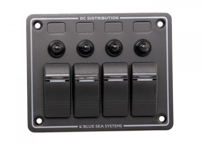 Купить Панель выключателей водонепроницаемая Blue Sea Contura 8372 12/24В 15/45А IP66 4 автомата 133x108мм чёрная 7ft.ru в интернет магазине Семь Футов