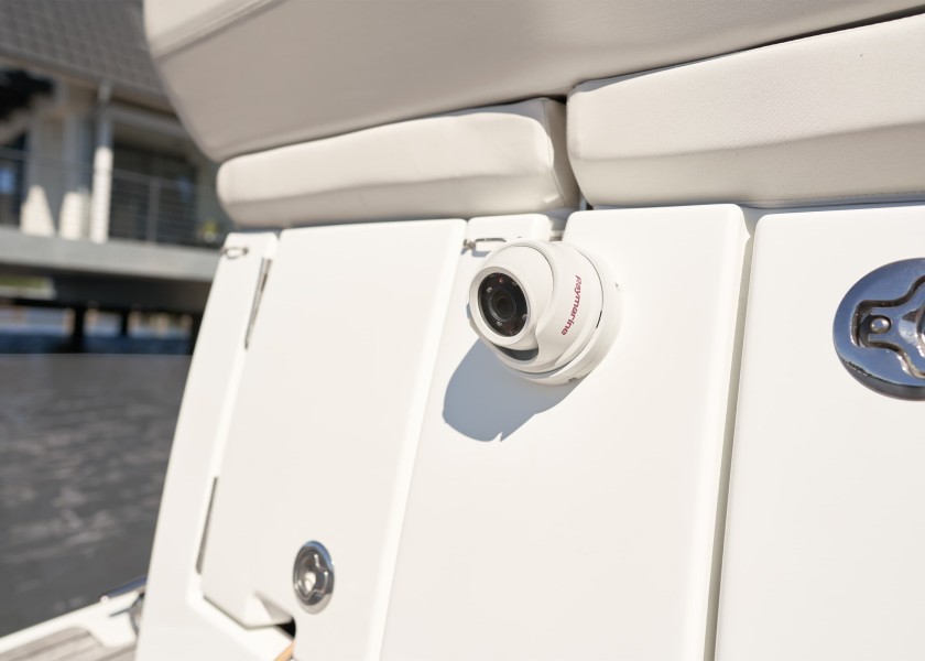 Купить FLIR E70347 Морская IP-камера CAM220 «день и ночь» 93615-bvs 7ft.ru в интернет магазине Семь Футов