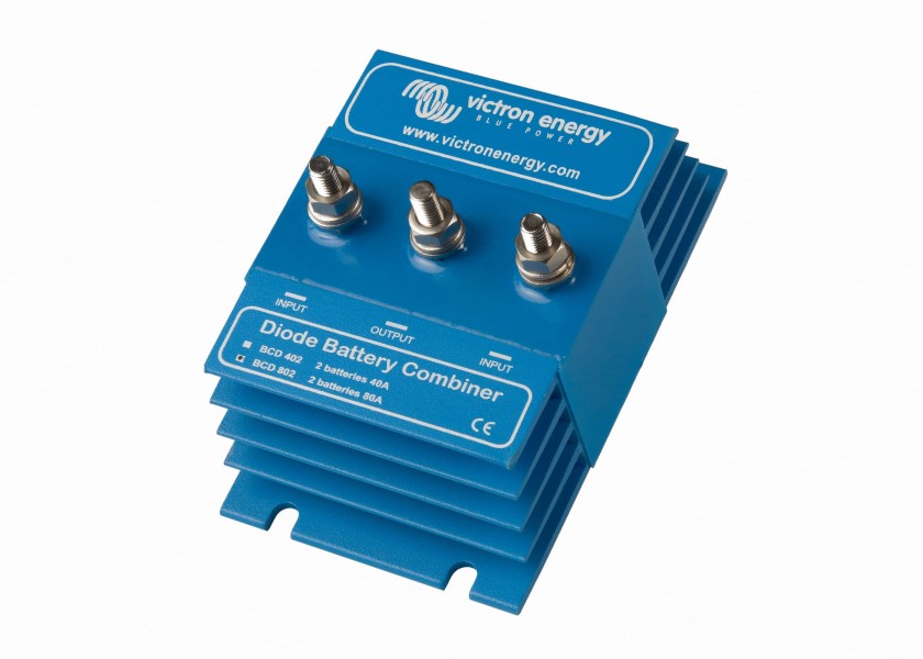 Купить VICTRON BCD000802000 BCD802 Комбинатор диодных батарей для двух батарей / 80А / 12/24В 7ft.ru в интернет магазине Семь Футов