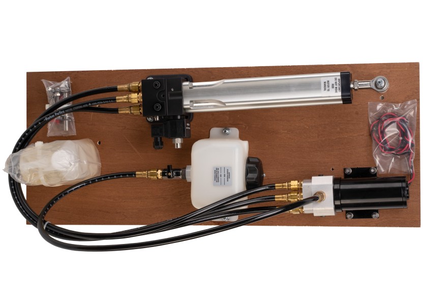 Купить RAYMARINE Hydraulic Linear Drives for Autopilots / Type 2 / 24 V 16180-bvs 7ft.ru в интернет магазине Семь Футов