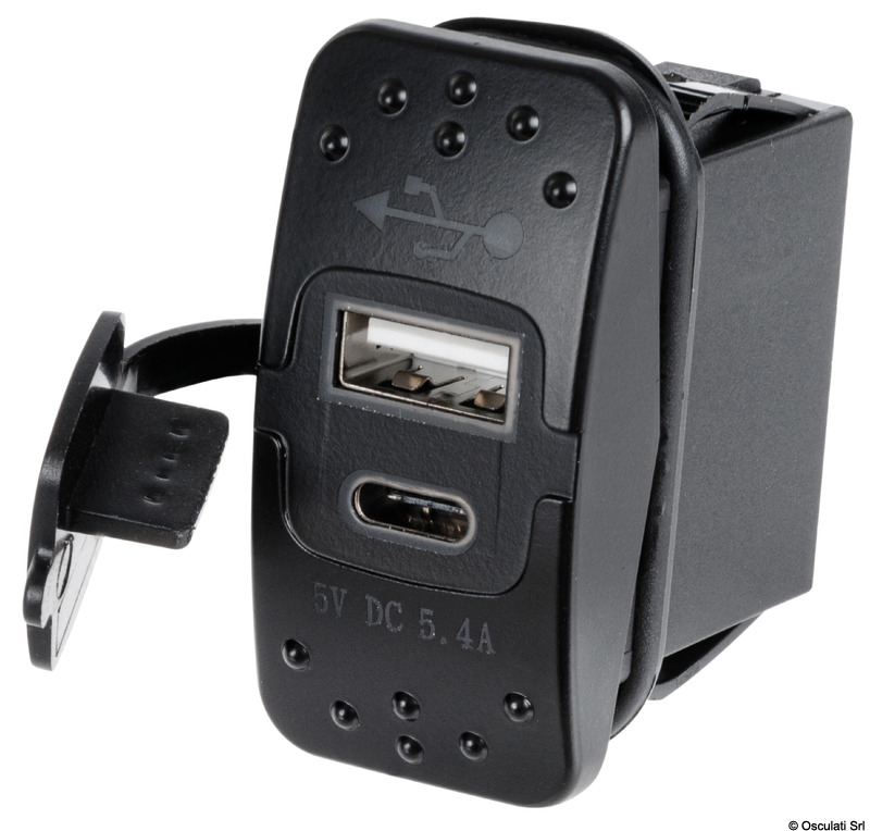 Купить USB-A + USB-C plug, Osculati 14.195.62 7ft.ru в интернет магазине Семь Футов