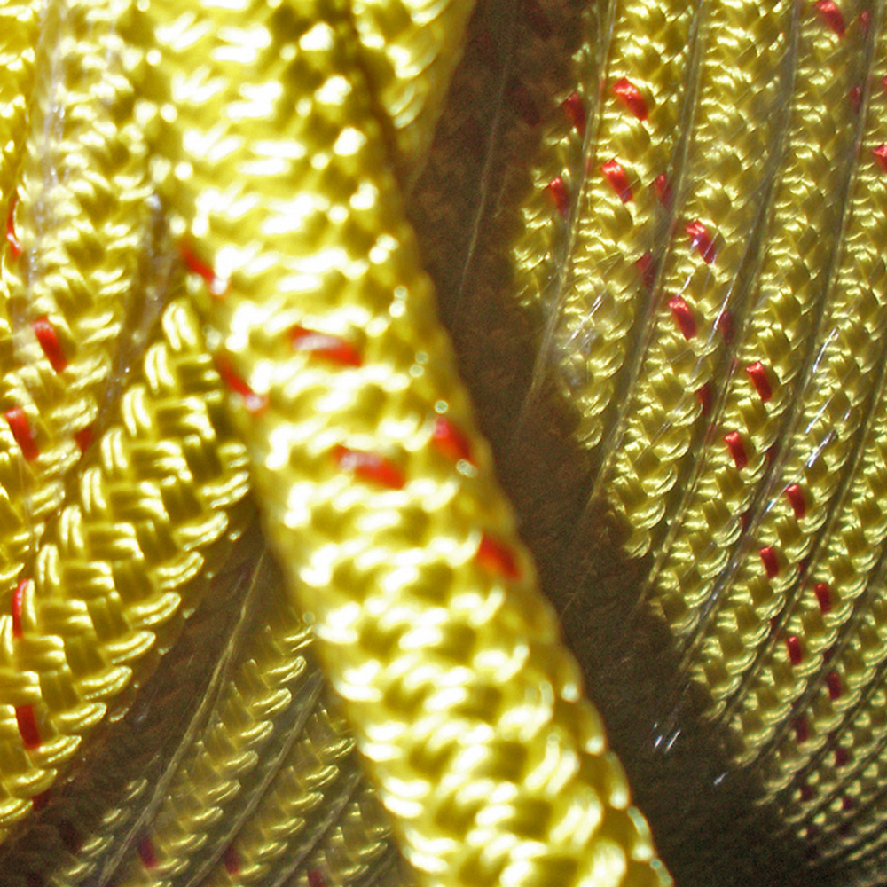 Трос плетеный из Dyneema SK75 оплетка из PesHT Benvenuti SK75-P-* Ø12мм желтый с красной сигнальной прядью