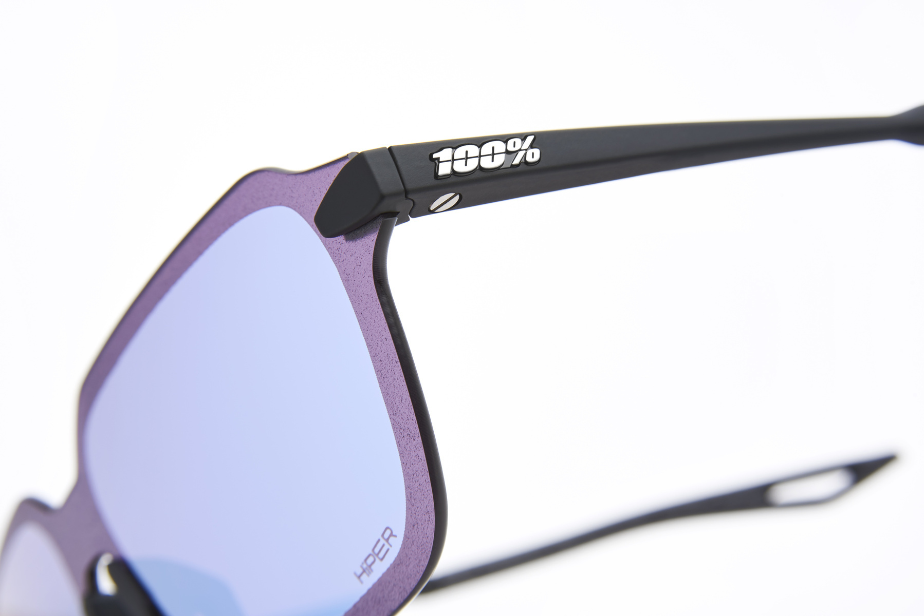 Купить Спортивные очки 100% LEGERE TRAP Soft Tact Black - HiPER Blue Mirror Lens, 60056-00002 7ft.ru в интернет магазине Семь Футов
